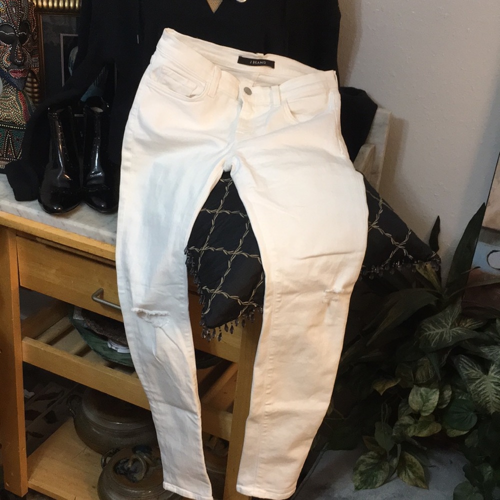 New JBrand White Skinny Perfect Distress Jeans 27